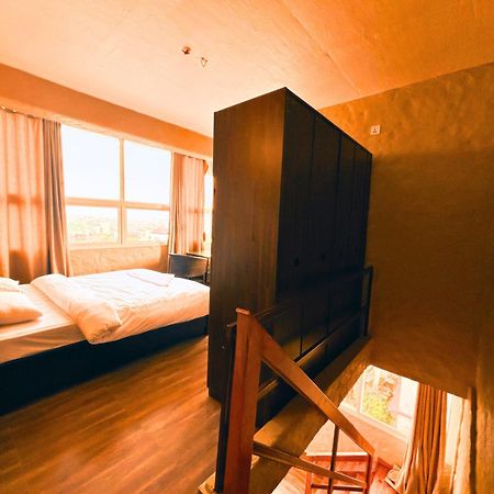 Nishan Apartments -Lakeside Похара Екстериор снимка